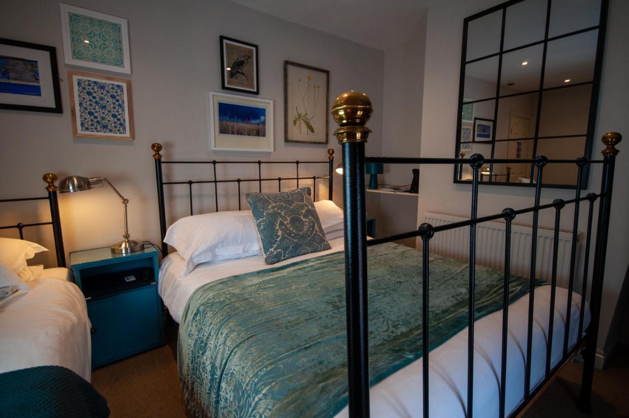 The Dabbling Duck Hotel Great Massingham Room photo