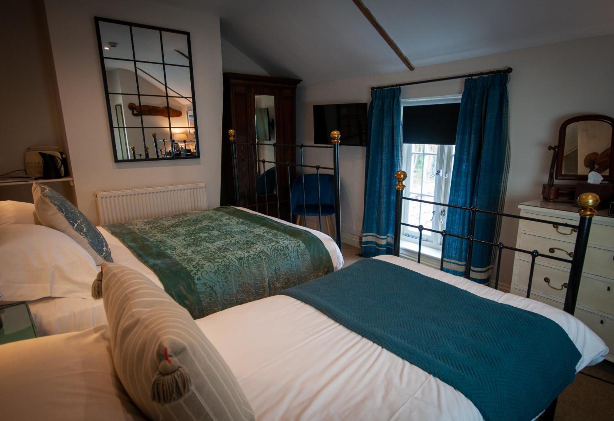 The Dabbling Duck Hotel Great Massingham Room photo